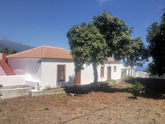 Foto 1 de Xalet en venda a Breña Baja de 4 habitacions amb terrassa