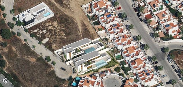 Foto 2 de Venta de terreno en El Pinar - Palacio de Congresos de 667 m²