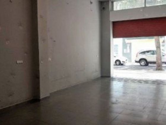 Foto 2 de Alquiler de local en calle Río Rocío de 112 m²