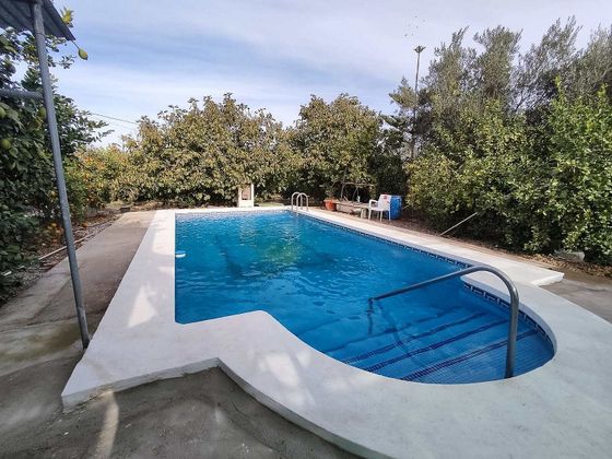 Foto 1 de Venta de chalet en Cártama de 3 habitaciones con piscina y jardín