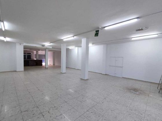 Foto 2 de Alquiler de local en La Luz - El Torcal de 331 m²