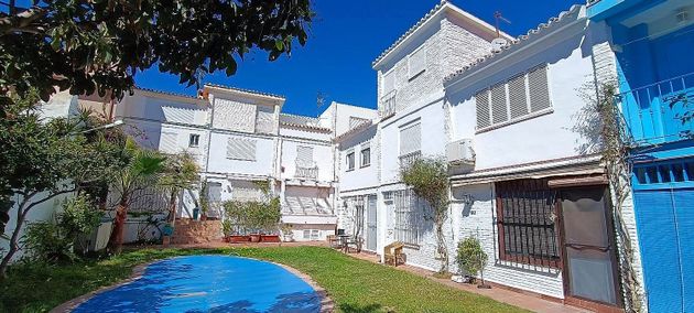 Foto 1 de Venta de casa en Zona Puerto Deportivo de 3 habitaciones con terraza y piscina