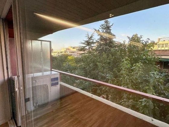 Foto 1 de Piso en venta en Centre Històric - Rambla Ferran - Estació de 3 habitaciones con balcón y calefacción