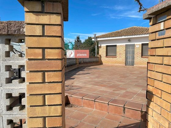 Foto 1 de Chalet en venta en Partides de Lleida de 4 habitaciones con terraza y garaje