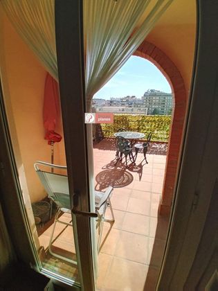 Foto 2 de Àtic en venda a Centre Històric - Rambla Ferran - Estació de 2 habitacions amb terrassa i balcó