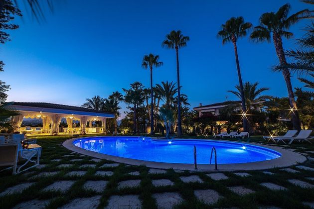 Foto 1 de Casa en venda a L'Albir-Zona Playa de 7 habitacions amb piscina i jardí