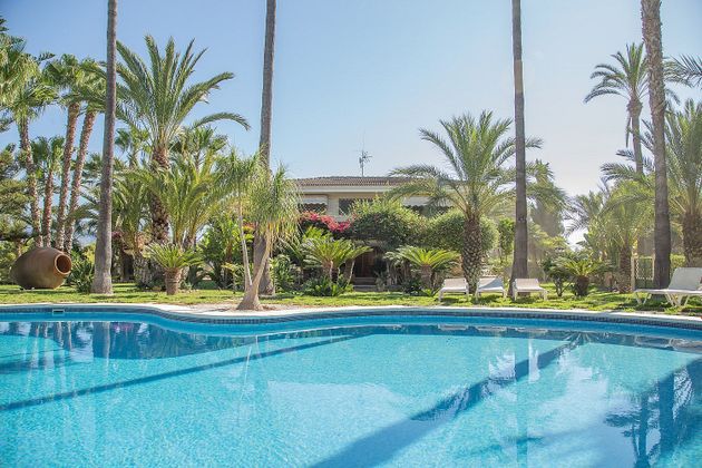 Foto 2 de Casa en venda a L'Albir-Zona Playa de 7 habitacions amb piscina i jardí