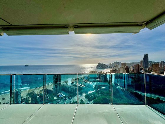 Foto 2 de Piso en alquiler en Playa de Poniente de 3 habitaciones con terraza y piscina
