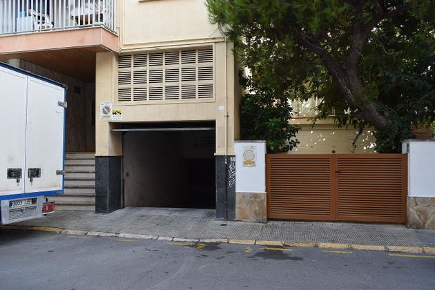 Foto 1 de Garatge en venda a calle De Rafael Casanova de 12 m²