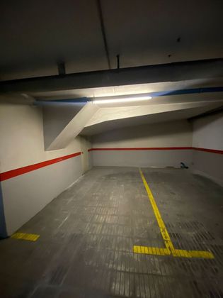 Foto 1 de Alquiler de garaje en calle Rafael de Campanals de 12 m²