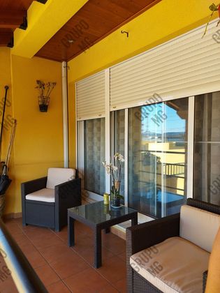 Foto 2 de Casa adosada en venta en Novelé/Novetlè de 3 habitaciones con terraza y piscina