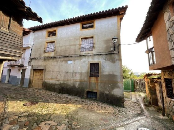 Foto 1 de Casa en venda a calle Cabezuelas de 7 habitacions amb balcó