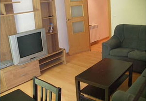 Foto 1 de Piso en venta en Vidal de 4 habitaciones con calefacción
