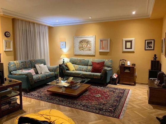 Foto 1 de Casa adossada en venda a Villares de la Reina de 4 habitacions amb terrassa i garatge
