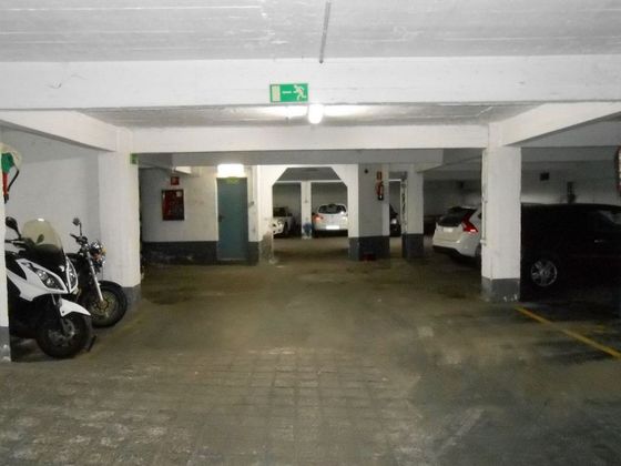Foto 2 de Venta de garaje en calle Fernández del Campo de 13 m²