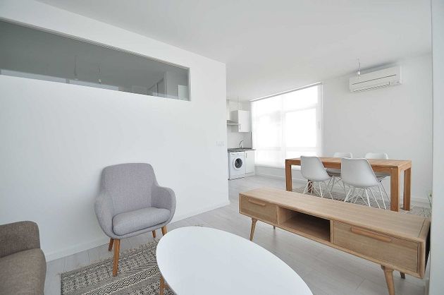 Foto 1 de Alquiler de piso en Ensanche de 1 habitación con muebles y calefacción