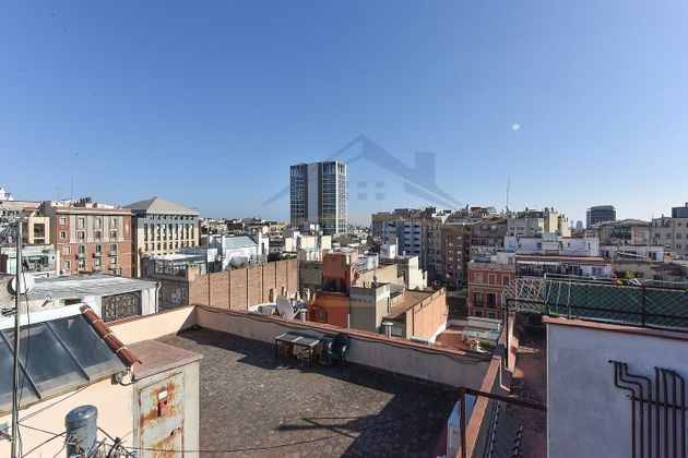 Foto 1 de Venta de ático en Vila de Gràcia de 4 habitaciones con terraza y balcón