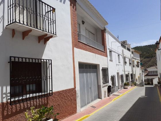 Foto 1 de Venta de casa en Armuña de Almanzora de 6 habitaciones con terraza y garaje