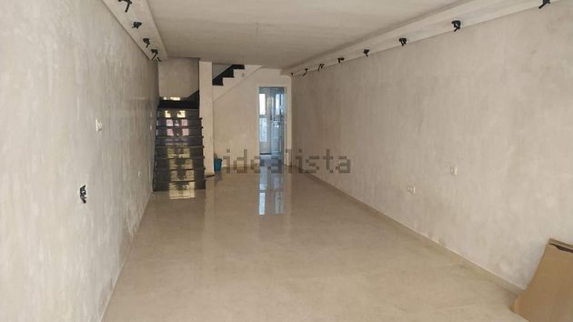 Foto 2 de Casa en venda a Centro - Almería de 3 habitacions amb terrassa i aire acondicionat
