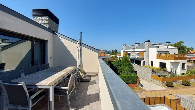Foto 1 de Àtic en lloguer a Santa María de Getxo de 2 habitacions amb terrassa i garatge