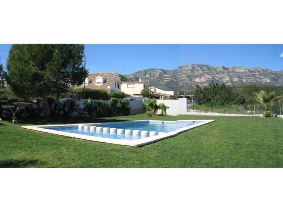 Foto 2 de Piso en venta en Centre - Sant Carles de la Ràpita de 2 habitaciones con piscina y jardín