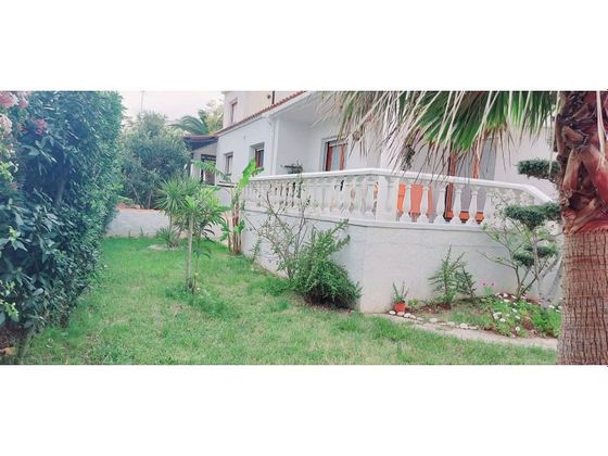 Foto 1 de Casa adossada en venda a Montsià de Mar de 4 habitacions amb terrassa i jardí