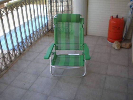 Foto 2 de Piso en venta en Centre - Sant Carles de la Ràpita de 2 habitaciones con terraza y piscina