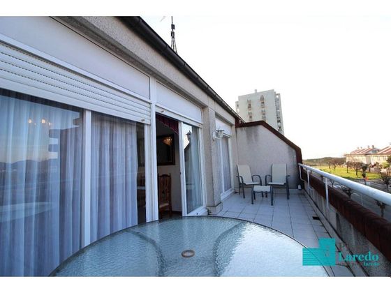 Foto 1 de Alquiler de piso en avenida De Francia de 2 habitaciones con terraza y piscina