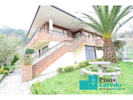 Foto 2 de Casa en venda a calle Limpias de 3 habitacions amb terrassa i garatge