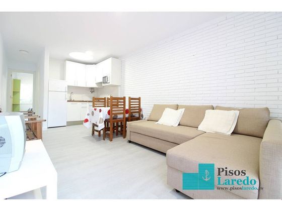 Foto 1 de Casa adossada en lloguer a avenida De Francia de 1 habitació amb terrassa i mobles