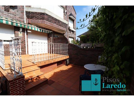 Foto 1 de Casa en venda a calle Pintor Ángel Alonso de 4 habitacions amb terrassa i garatge