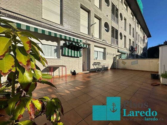Foto 2 de Piso en venta en calle El Tinaco de 4 habitaciones con terraza y garaje