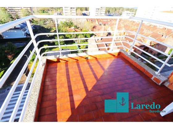 Foto 2 de Alquiler de piso en avenida De Francia de 2 habitaciones con terraza y jardín