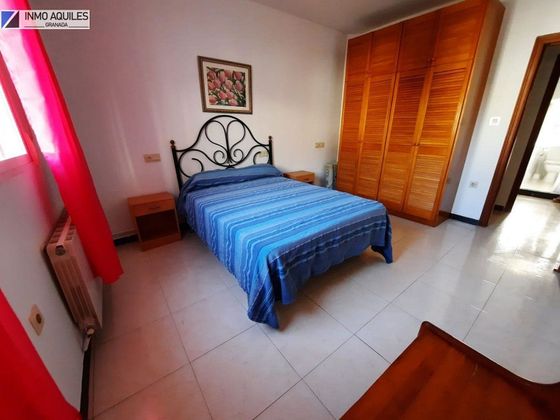Foto 1 de Chalet en alquiler en Bola de Oro - Serrallo de 2 habitaciones con muebles y aire acondicionado