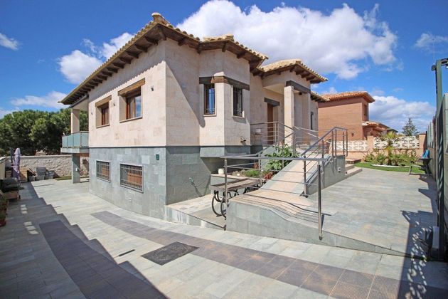 Foto 2 de Xalet en venda a Torrejón del Rey de 3 habitacions amb terrassa i piscina