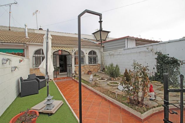 Foto 1 de Casa en venta en Trijueque de 3 habitaciones con jardín y calefacción