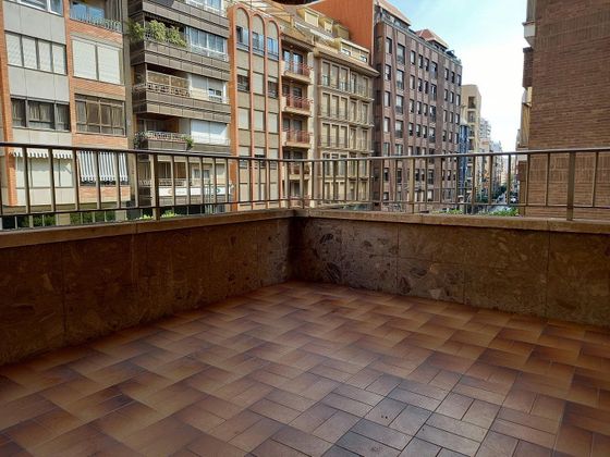 Foto 1 de Venta de piso en Centro - Castellón de la Plana de 5 habitaciones con terraza y balcón
