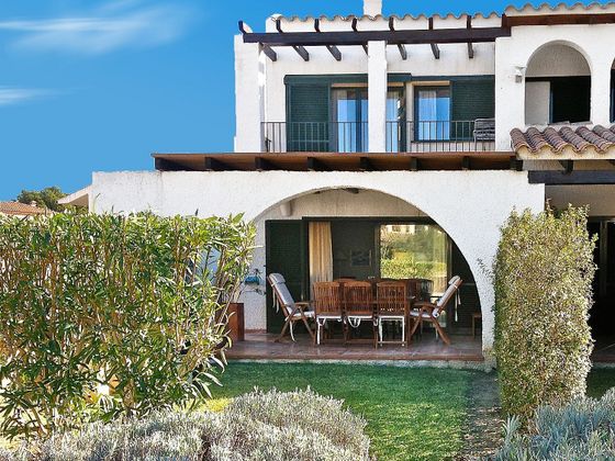 Foto 1 de Casa en venta en Perelló, el (Tar) de 3 habitaciones con terraza y piscina