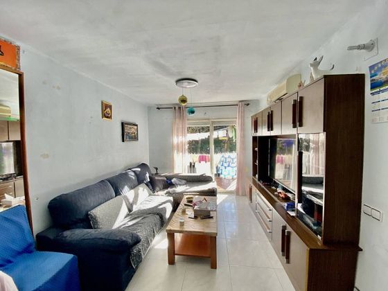 Foto 1 de Piso en venta en Olot de 3 habitaciones con balcón y aire acondicionado