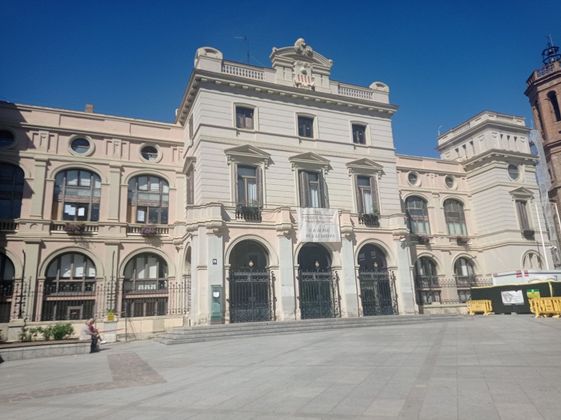 Foto 2 de Local en venda a Centre - Sabadell amb terrassa