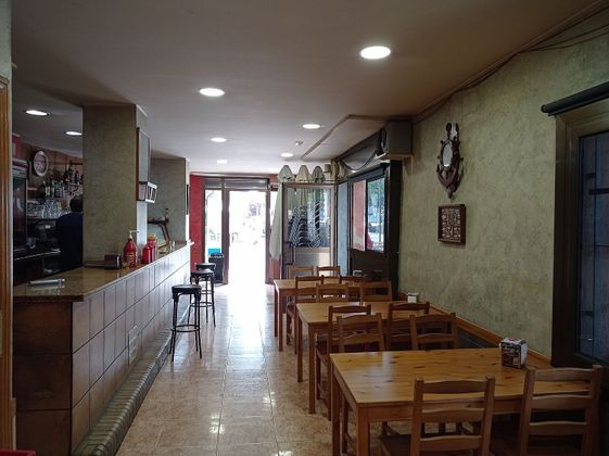 Foto 2 de Local en lloguer a Centre - Cornellà de Llobregat amb terrassa i aire acondicionat
