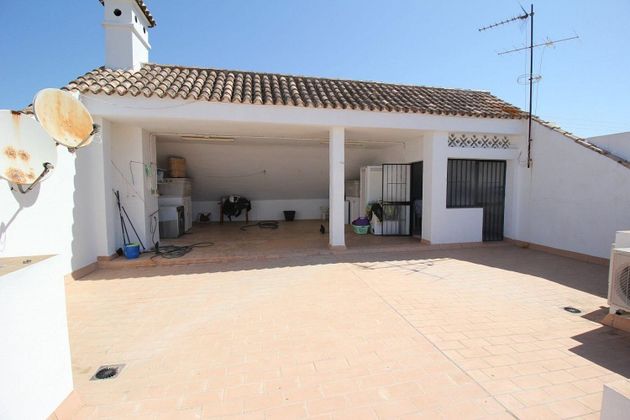 Foto 2 de Chalet en venta en La Banda - Campo de Fútbol de 3 habitaciones con terraza y garaje
