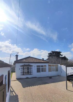 Foto 1 de Xalet en venda a Pinar de los Franceses - Marquesado de 3 habitacions amb terrassa i piscina