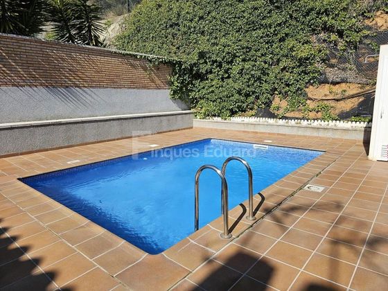 Foto 2 de Venta de chalet en Argentona de 4 habitaciones con terraza y piscina