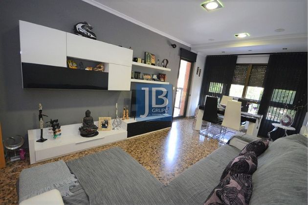 Foto 1 de Piso en venta en Xàtiva de 3 habitaciones con terraza y garaje