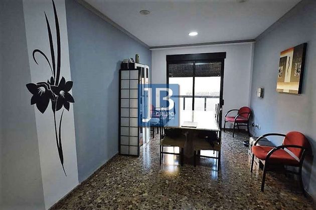 Foto 2 de Pis en venda a Xàtiva de 4 habitacions amb garatge i balcó