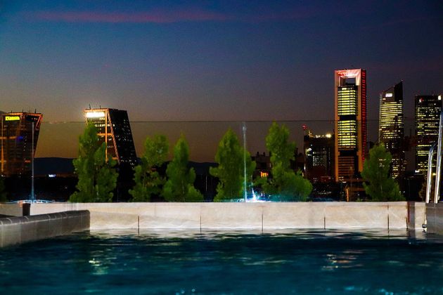 Foto 1 de Pis en venda a Bernabéu - Hispanoamérica de 3 habitacions amb terrassa i piscina