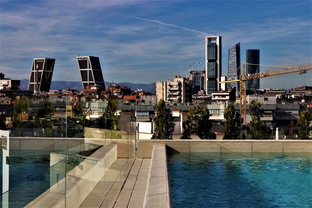 Foto 2 de Pis en venda a Bernabéu - Hispanoamérica de 3 habitacions amb terrassa i piscina