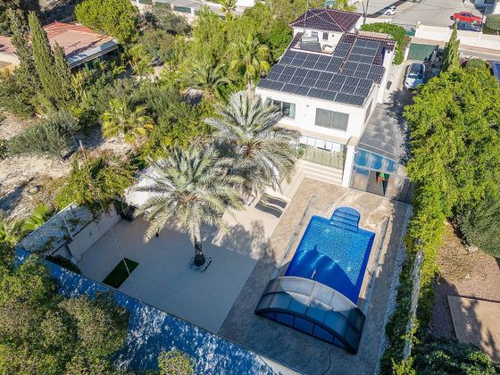 Foto 2 de Xalet en venda a Campello Playa de 6 habitacions amb terrassa i piscina