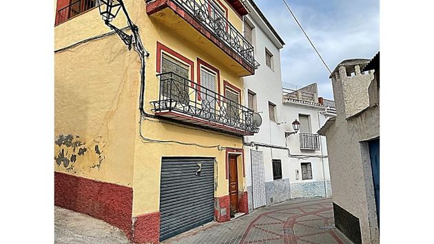 Foto 1 de Casa rural en venda a calle Parra de 3 habitacions amb balcó i calefacció